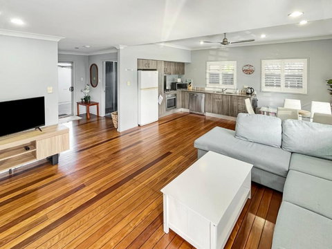 Baan Talay - Accommodation Gold Coast 1