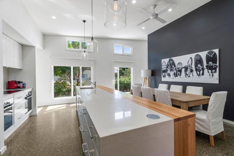 Bada Bliss - Accommodation Gold Coast 2