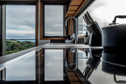 Baden House - Freycinet Holiday Houses - Accommodation Gold Coast 1