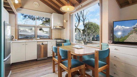 Baiyai - Accommodation Gold Coast 2