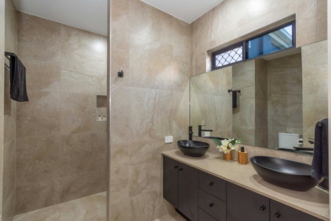 Baligara Absolute Oceanfront Guest Suite - Accommodation Gold Coast 3