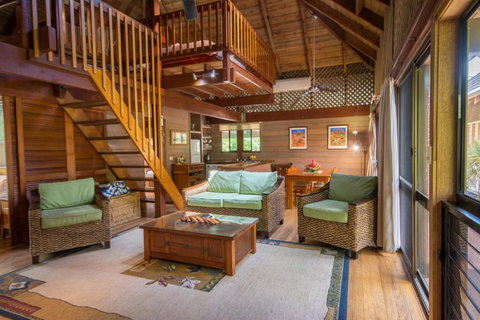 Banfield 3 - Accommodation Gold Coast 1