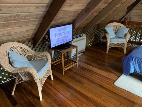 Banfield 3 - Accommodation Gold Coast 3