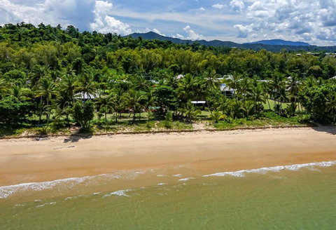 Banfield 3 - Accommodation Gold Coast 4