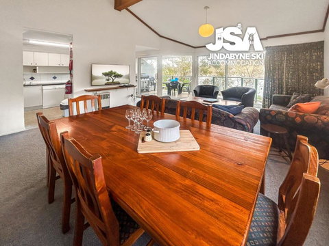 Banksia 1 - Accommodation Gold Coast 1