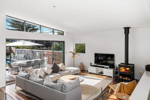 Bannisters Beach House - Accommodation Gold Coast 2