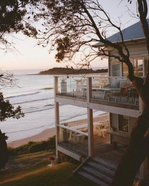 BAY PROPERTIES . Beach House Yamba - Accommodation Gold Coast 0