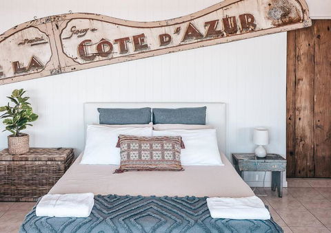 BAY PROPERTIES . Pacific Lodge Studio - Accommodation Gold Coast 4