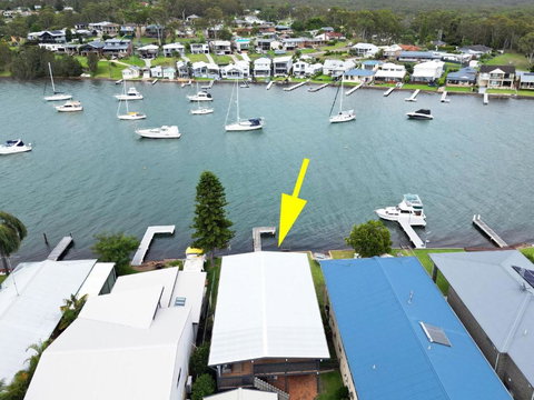 Balmoral Waterfront Escape At Lake Macquarie - Accommodation Gold Coast 1