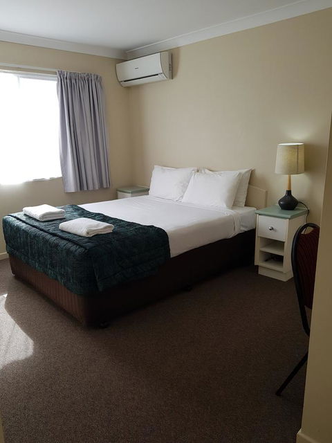 Southport Motel & Apartments - 1 Gold Coast 13