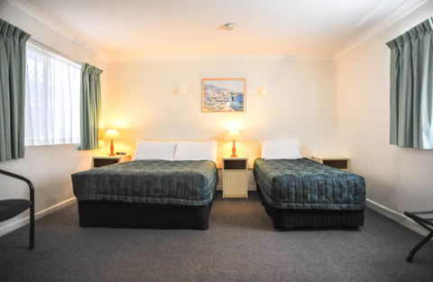 Southport Motel & Apartments - 1 Gold Coast 18