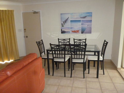 Le Lavandou Holiday Apartments - Gold Coast 4U 5