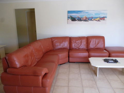 Le Lavandou Holiday Apartments - Gold Coast 4U 30