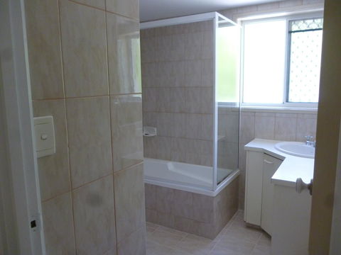 Le Lavandou Holiday Apartments - Gold Coast 4U 17