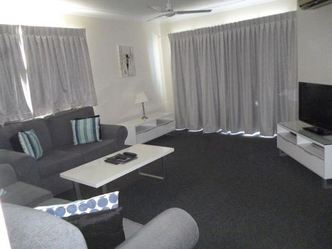 Le Lavandou Holiday Apartments - Gold Coast 4U 20