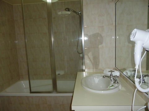 Le Lavandou Holiday Apartments - Gold Coast 4U 19