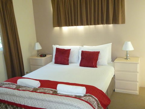 Le Lavandou Holiday Apartments - Gold Coast 4U 28