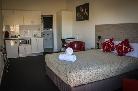 Emerald Park Motel - Accommodation Gold Coast 6