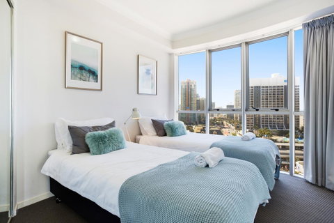 Chevron Renaissance Ocean View - Accommodation Gold Coast 11