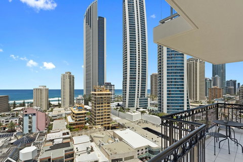 Chevron Renaissance Ocean View - Accommodation Gold Coast 21