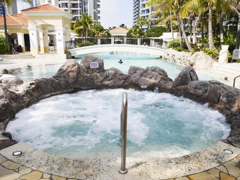 Chevron Renaissance Ocean View - Accommodation Gold Coast 27