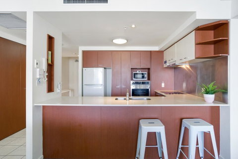 Chevron Renaissance Ocean View - Accommodation Gold Coast 7