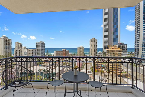 Chevron Renaissance Ocean View - Accommodation Gold Coast 0