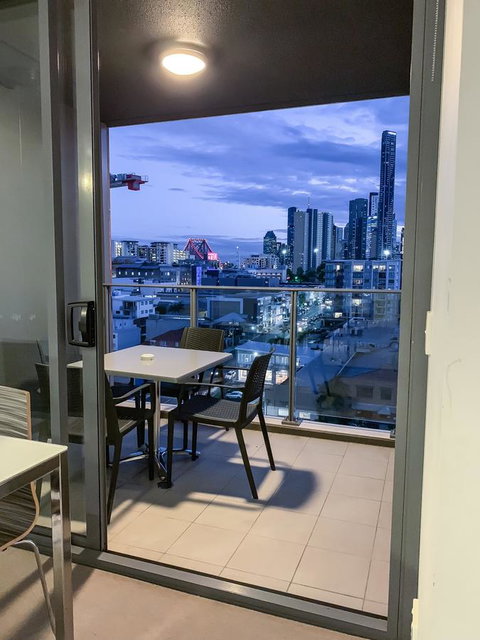 M&A Apartments - Accommodation Gold Coast 9