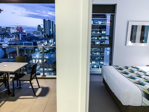 M&A Apartments - Accommodation Gold Coast 23