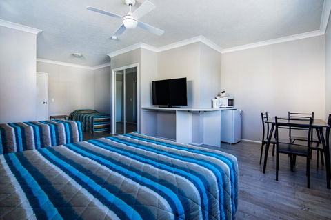 Burleigh Gold Coast Motel - Gold Coast 4U 2
