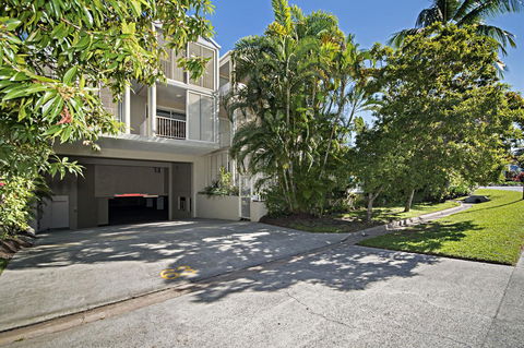 Port Douglas Apartments - Adults Only Oasis - Accommodation Gold Coast 43