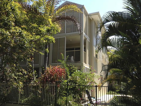Port Douglas Apartments - Adults Only Oasis - Accommodation Gold Coast 38