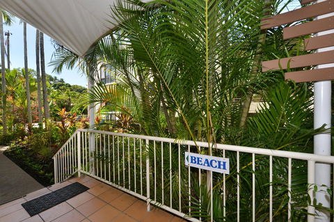 Port Douglas Apartments - Adults Only Oasis - Accommodation Gold Coast 26