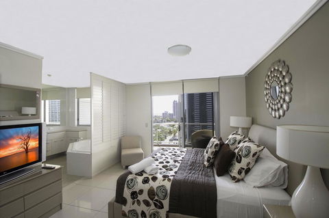 Trilogy Surfers Paradise - Accommodation Gold Coast 15