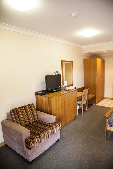 Eastgate On The Range Motel - Accommodation Gold Coast 3