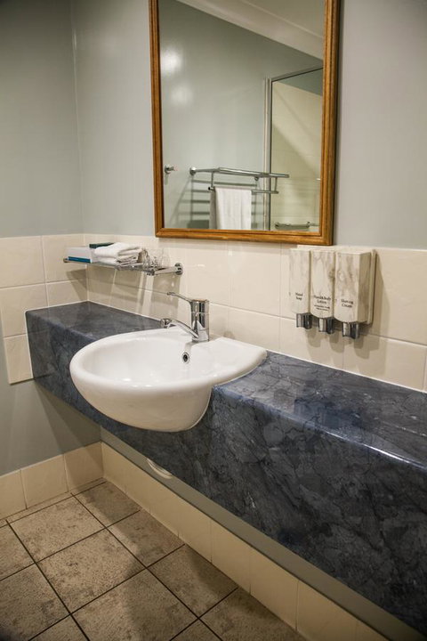 Eastgate On The Range Motel - Accommodation Gold Coast 8