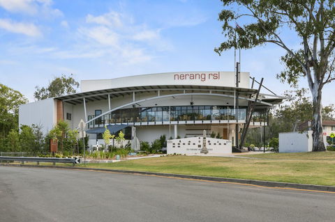 Fountain View Estate - We Accommodate - Accommodation Gold Coast 17