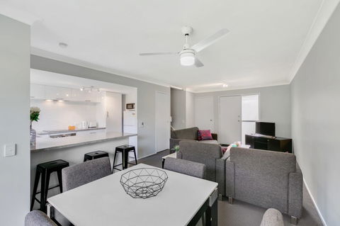 Fountain View Estate - We Accommodate - Accommodation Gold Coast 15
