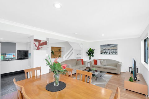 Fountain View Estate - We Accommodate - Accommodation Gold Coast 6