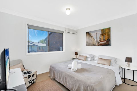 Fountain View Estate - We Accommodate - Accommodation Gold Coast 5