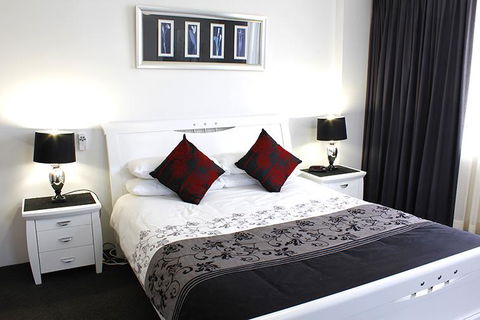 Beaconlea - Accommodation Gold Coast 12