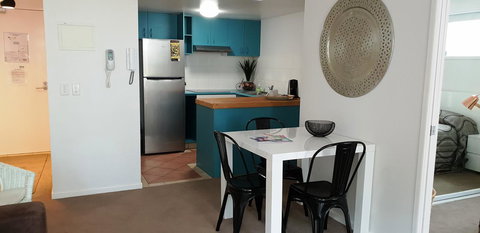 Surfers Beach Resort 2 - Accommodation Gold Coast 3