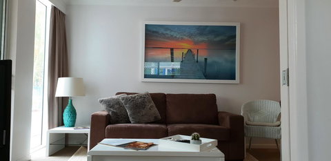 Surfers Beach Resort 2 - Accommodation Gold Coast 2