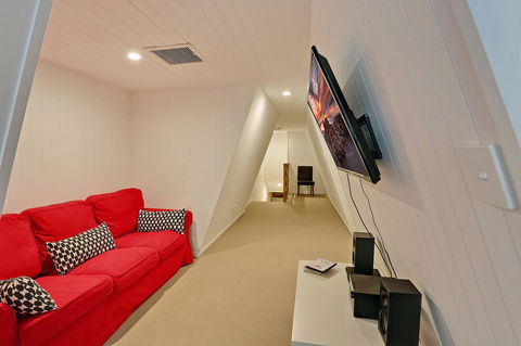 The Pod - Accommodation Gold Coast 15