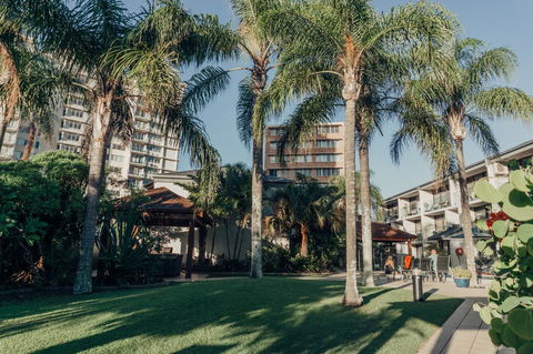 Burleigh Palms Holiday Apartments - Gold Coast 4U 38