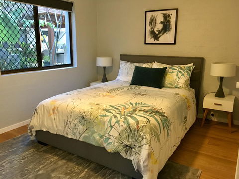 Burleigh Palms Holiday Apartments - Gold Coast 4U 5