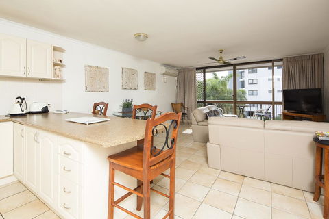 Burleigh Palms Holiday Apartments - Gold Coast 4U 31