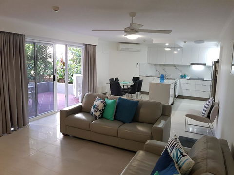 Markham Court - Gold Coast 4U 11