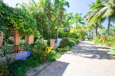 Martinique On Macrossan - Accommodation Gold Coast 23