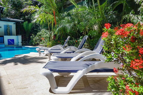 Martinique On Macrossan - Accommodation Gold Coast 12